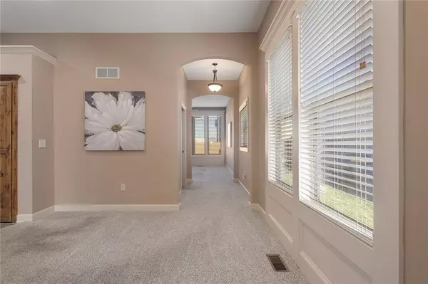 De Soto, KS 66018,34020 W 90th CIR