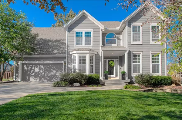 12812 KING ST, Overland Park, KS 66213