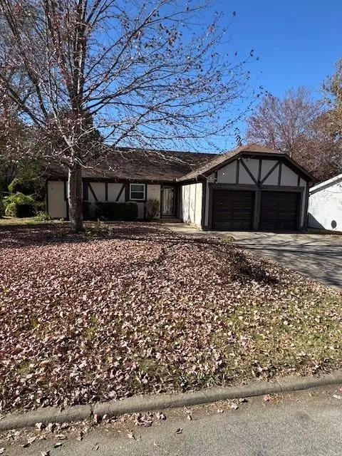 Pittsburg, KS 66762,506 Hobson PL