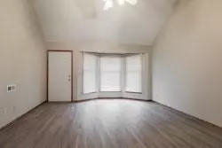 927 62nd TER, Kansas City, MO 64118