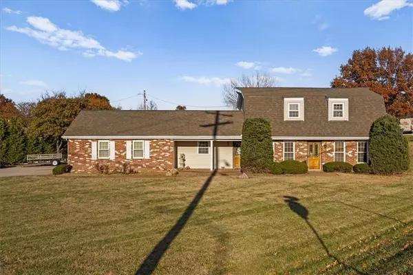 545 S 134 ST, Bonner Springs, KS 66012