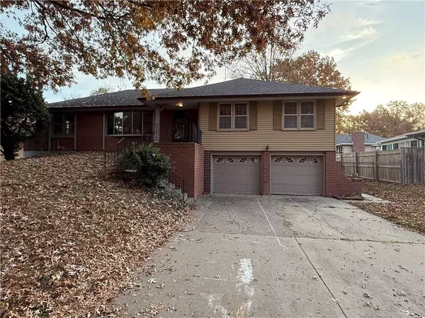 2431 N 73rd PL, Kansas City, KS 66109