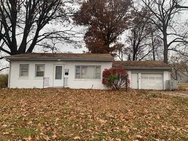 2520 N 35th ST, St Joseph, MO 64506