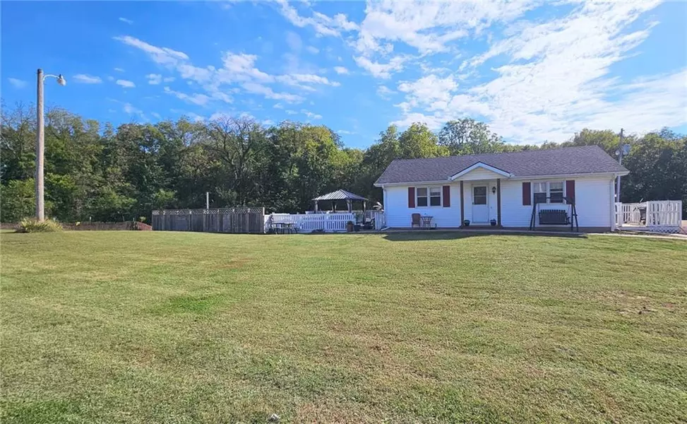 19010 State Route 45 HWY, Weston, MO 64098