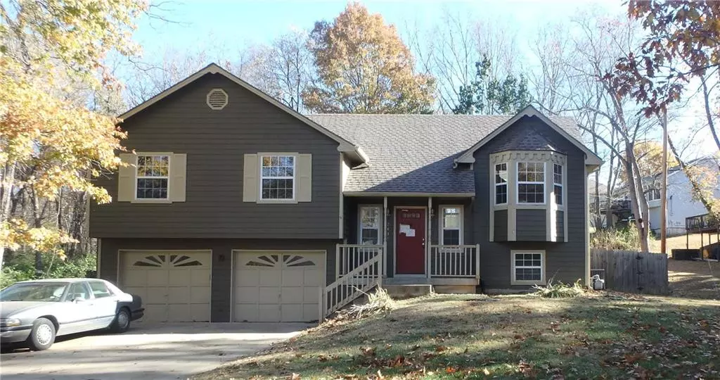 2439 N 88 TER, Kansas City, KS 66109