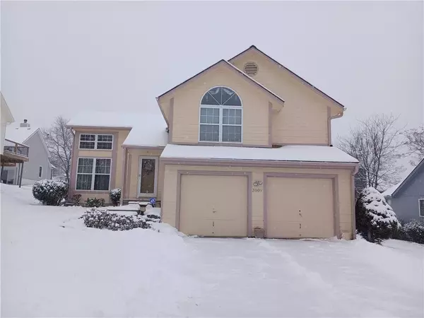 3809 Bernard Powell DR, Kansas City, MO 64127