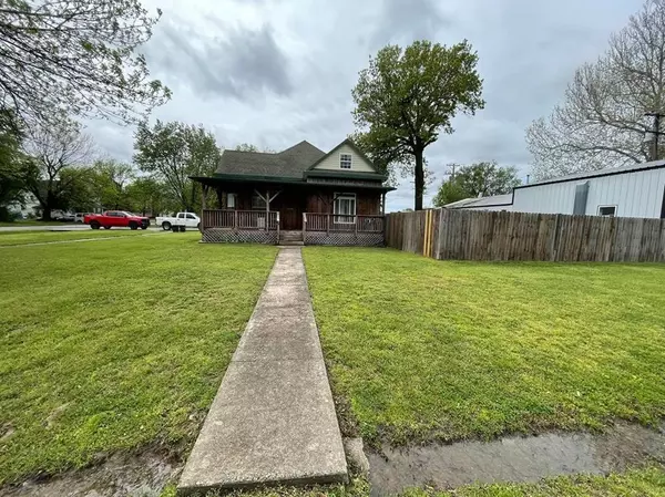 235 S Delaware N/A, Columbus, KS 66725