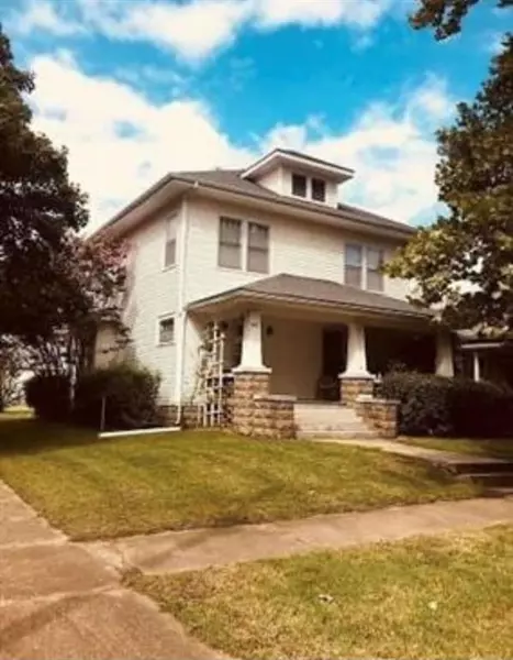 1631 Stevens AVE, Parsons, KS 67357