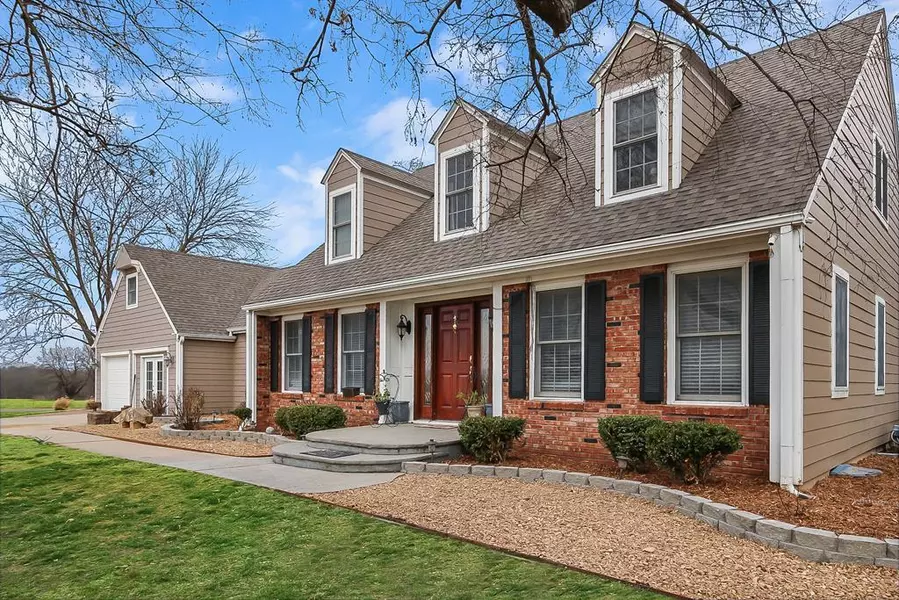 1700 Cedar Ridge RD, Parsons, KS 67357