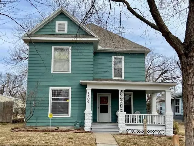 1509 Stevens AVE, Parsons, KS 67357