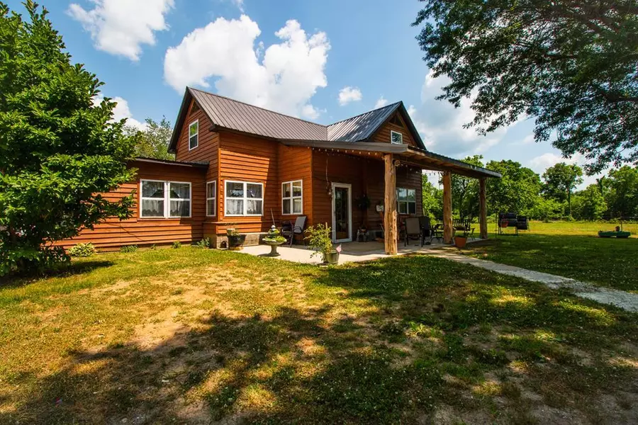 7600 Friends RD, Baxter Springs, KS 66713