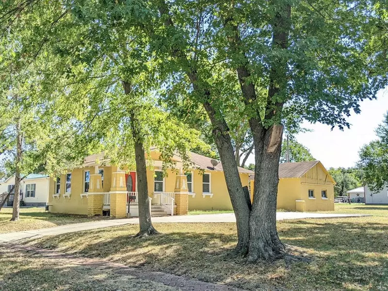 1111 E Main N/A, Cherryvale, KS 67335