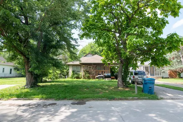 818 Lincoln N/A, Coffeyville, KS 67337