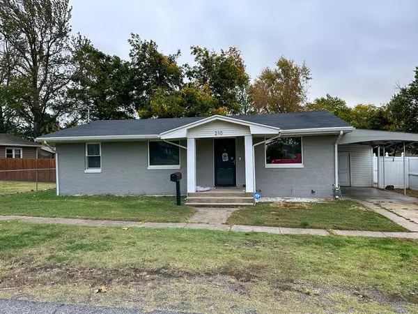 210 Lee N/A, Columbus, KS 66725