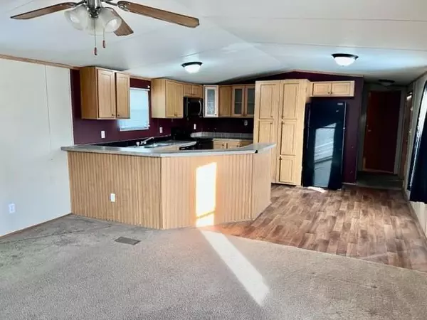 Copan, OK 74022,168 E East Churchill AVE