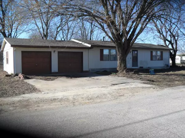 1615 W Main N/A, Chanute, KS 66720