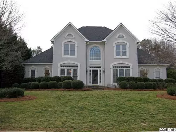 1213 Hillshire Meadow DR, Matthews, NC 28105