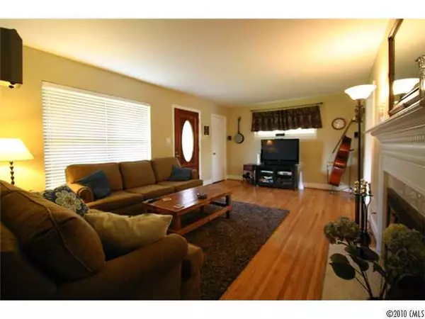 Charlotte, NC 28209,4333 Castlewood RD