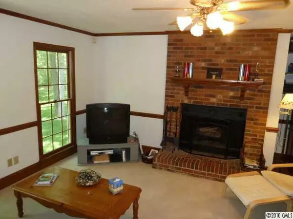 Matthews, NC 28105,10839 Idlewild RD