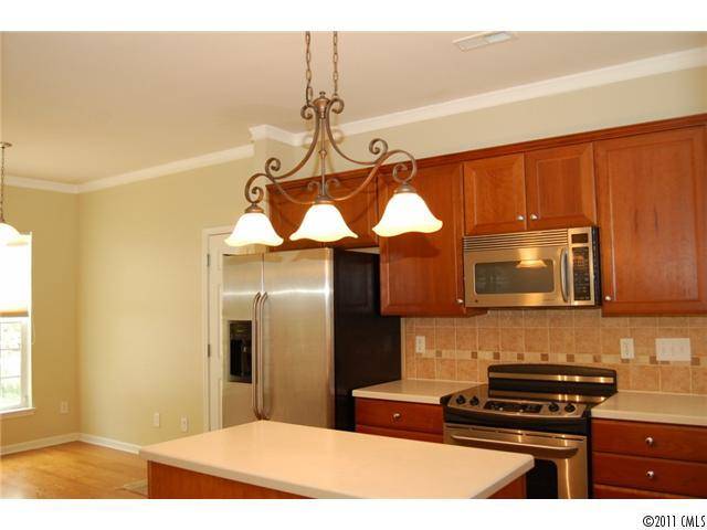 Fort Mill, SC 29707,3033 Azalea DR