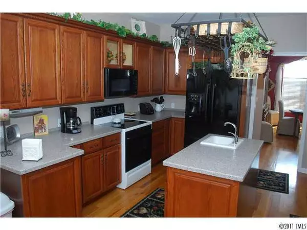 Statesville, NC 28625,127 Baymount DR