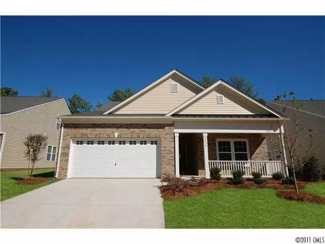 2435 Bergamot ST, Tega Cay, SC 29708