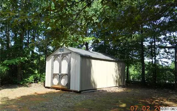 Iron Station, NC 28080,111 Link DR