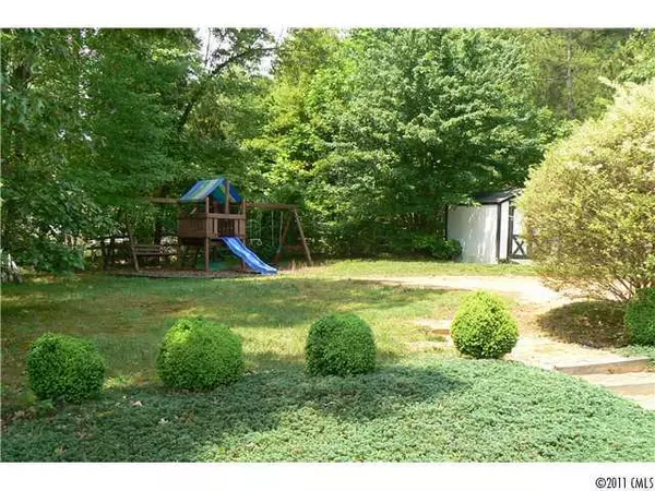 Denver, NC 28037,184 Rocky Knoll CT