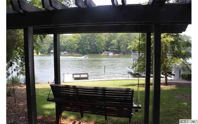 Mount Gilead, NC 27306,687 Emerald Shores RD #6/MS,S2