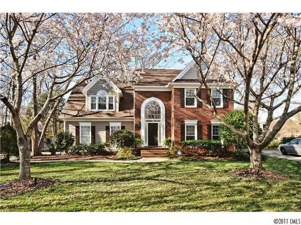 4504 Sir Winston PL, Charlotte, NC 28211
