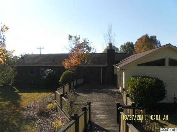 Kannapolis, NC 28083,135 Dundee DR