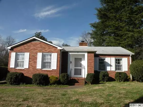 614 West End AVE, Statesville, NC 28677