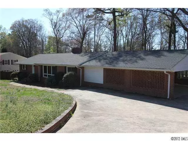 220 Dogwood DR, Mount Holly, NC 28120