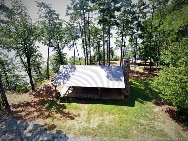 Lilesville, NC 28091,112 River Bluff LN