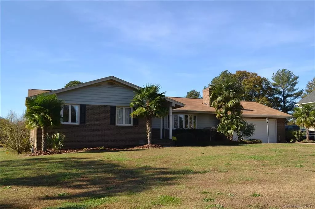 Shelby, NC 28152,3010 Fieldstone LN