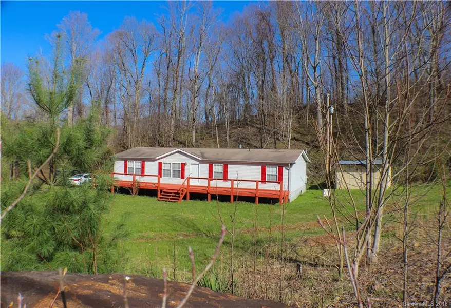 497 Pine Root Branch RD, Bakersville, NC 28705