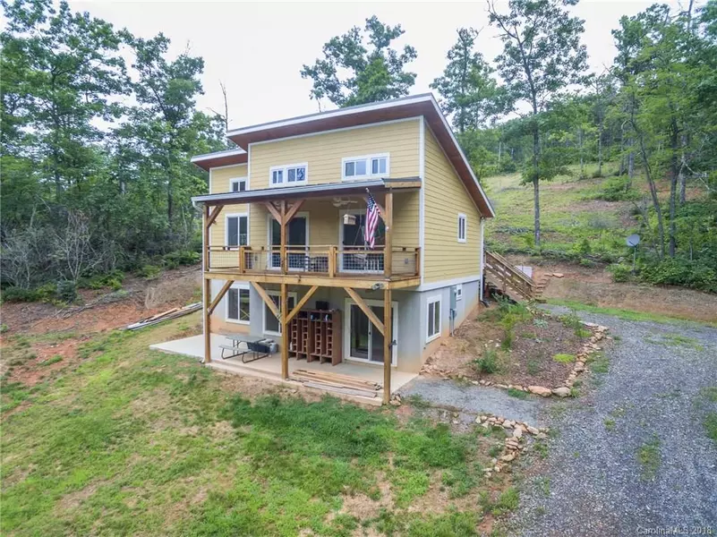 10 Circle DR, Black Mountain, NC 28711