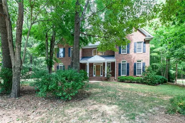 2810 Providence Hills DR, Matthews, NC 28105