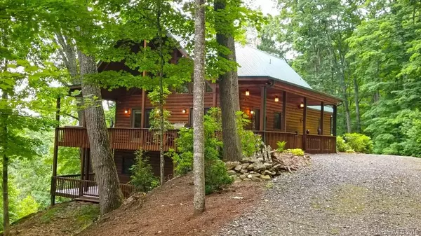 733 Bolens Creek RD, Burnsville, NC 28714