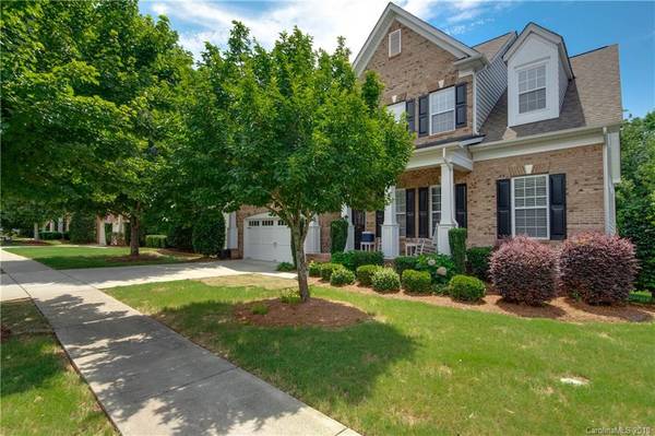 824 Treasure CT, Fort Mill, SC 29708