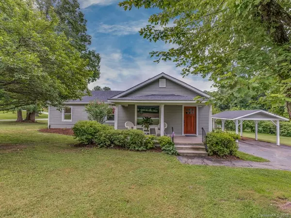 806 Brookside Camp RD, Hendersonville, NC 28792