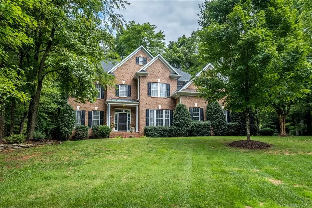 Davidson, NC 28036,110 Cedar Grove CIR