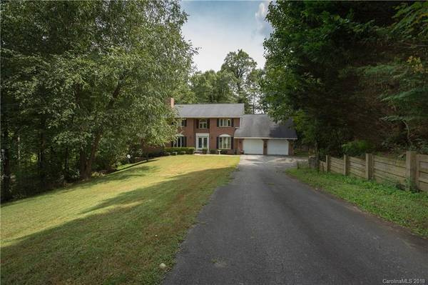 Hendersonville, NC 28792,489 Heather Marie DR