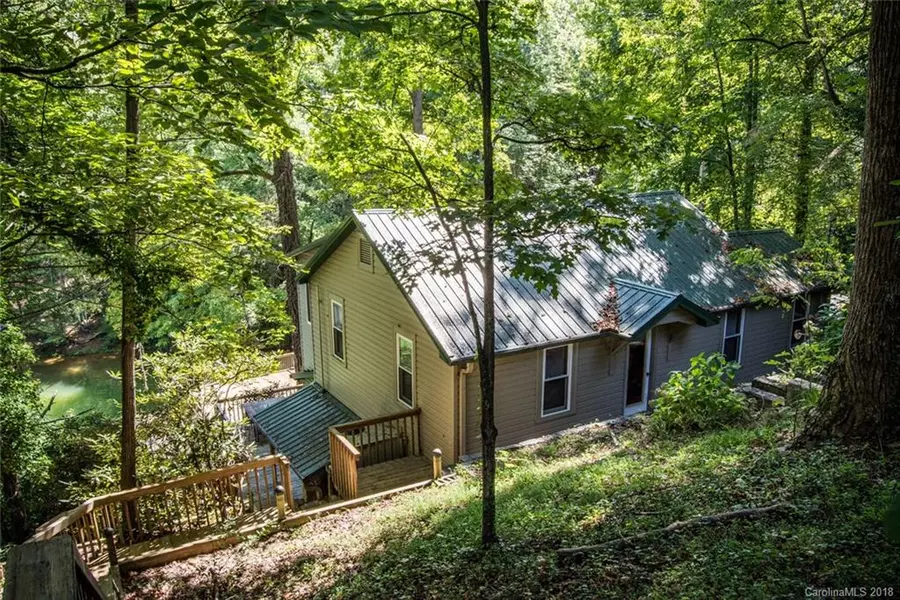 336 Charlotte DR, Lake Lure, NC 28746