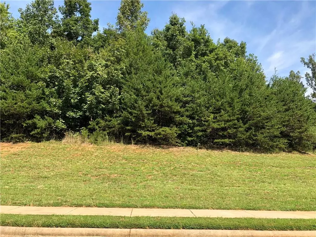 Conover, NC 28613,4075 NE Bob Jones DR NE #29