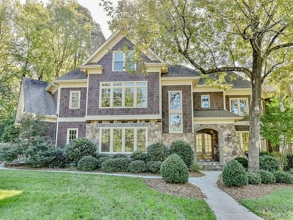 102 Wrenwood LN, Charlotte, NC 28211