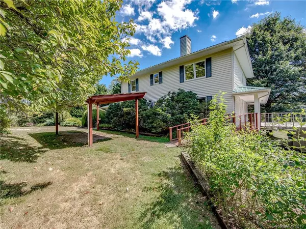 Leicester, NC 28748,95 Stonegate TRL