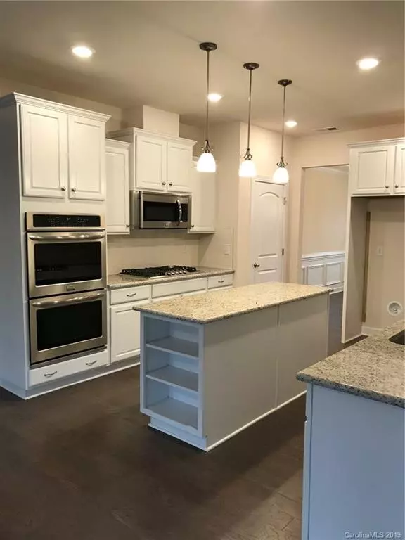 Waxhaw, NC 28173,5130 Oak Grove PL #10