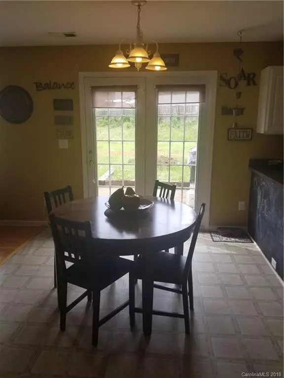 Statesville, NC 28625,609 Castlefin CT #59