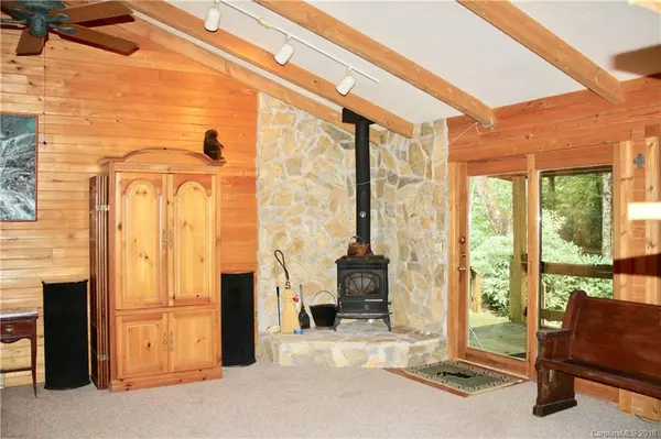 Spruce Pine, NC 28777,581 Eagle Bridge RD